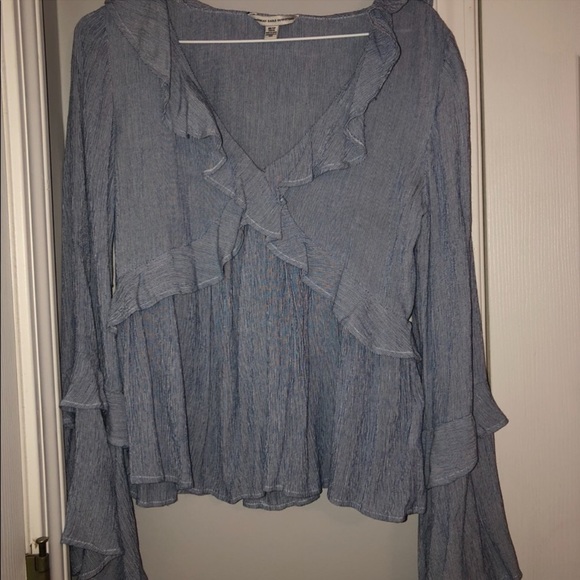 (9) American Eagle shirts - Picture 9 of 11